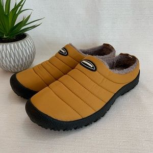 Cyiecw Fashion Unisex Yellow Plush Indoor/Outdoor Comfort Slippers Size EU38 US8